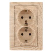 Розетка Intro Plano 1-205-11 с заземлением двойная 2X2P+E Schuko 16А-250В IP20 СУ сосна