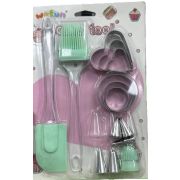 Набор кондитерский. Формочки для выпечки, лопатка, кисточка и насадки д/конд. мешка (блистер)